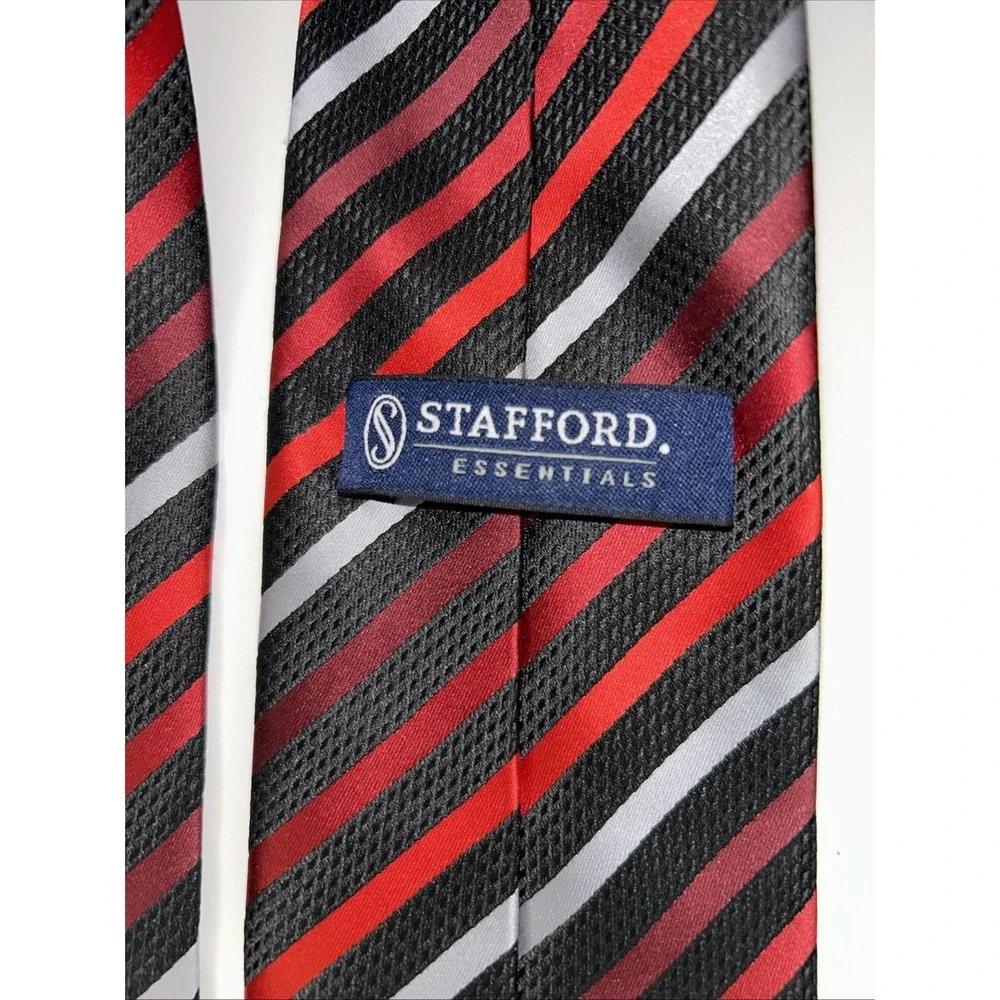 Tie Necktie Stripes Red Crimson Black‎ 3.25 W Handmade Stafford Essentials Men's
